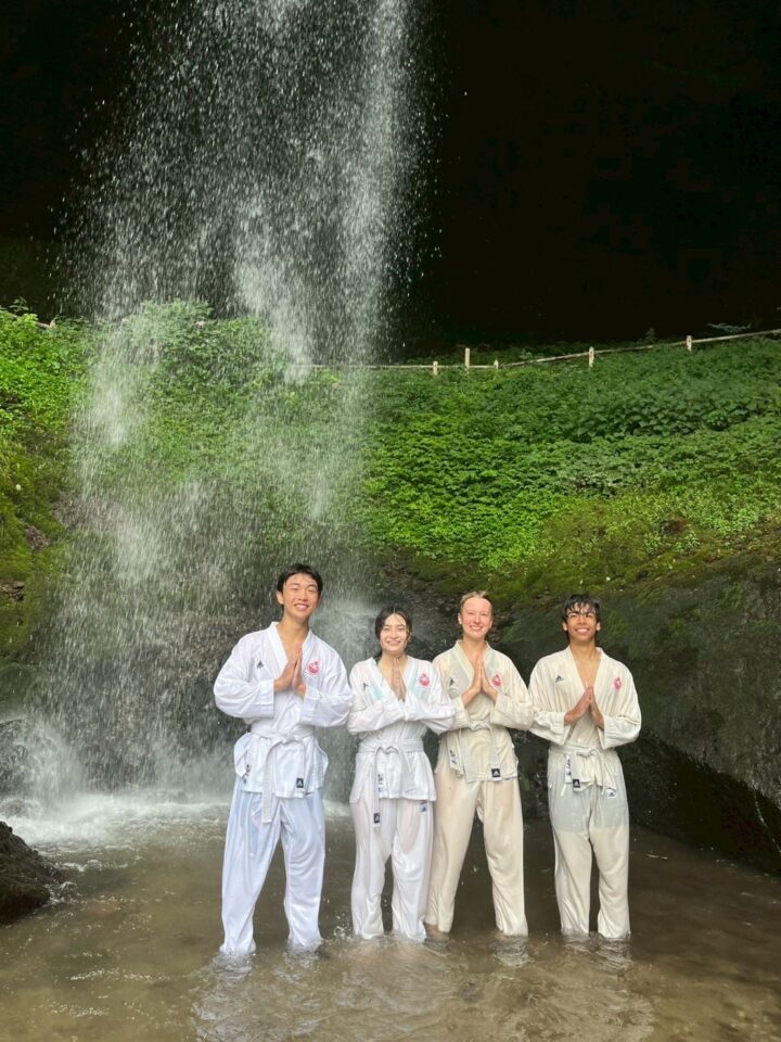 滝行体験